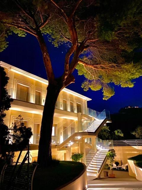 S'O Suites Tropea Eksteriør bilde